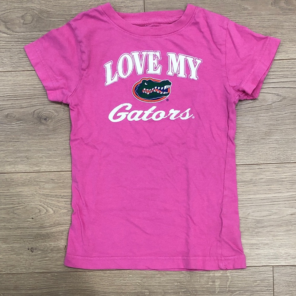Pink Kids Shirt with 'Love My Gators' Design size Medium
